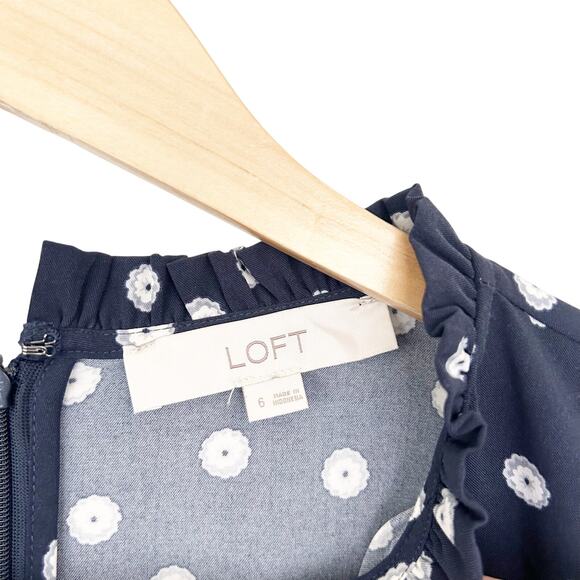 Loft Navy Blue White Polka Dot Long Sleeve Dress Sz 6 - Picture 2 of 8